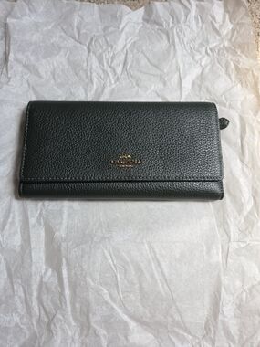 NWT Coach Slim Trifold Wallet (CC815)